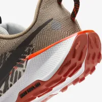 Nike Pegasus Trail 5 Big детские Trail Running Кроссовки цвет коричневый