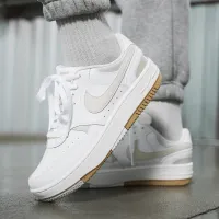 Nike Gamma Force женская Кроссовки цвет белый