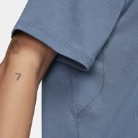 Nike One Relaxed жіноча Dri-FIT Short-Sleeve Top блакитний