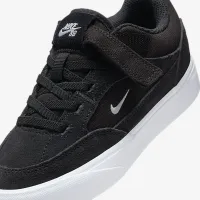 Nike SB Malor Little дитячі Skate Кросівки колір чорний