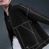 Nike Sportswear женская оверсайз Graphic Cargo Куртка цвет черный