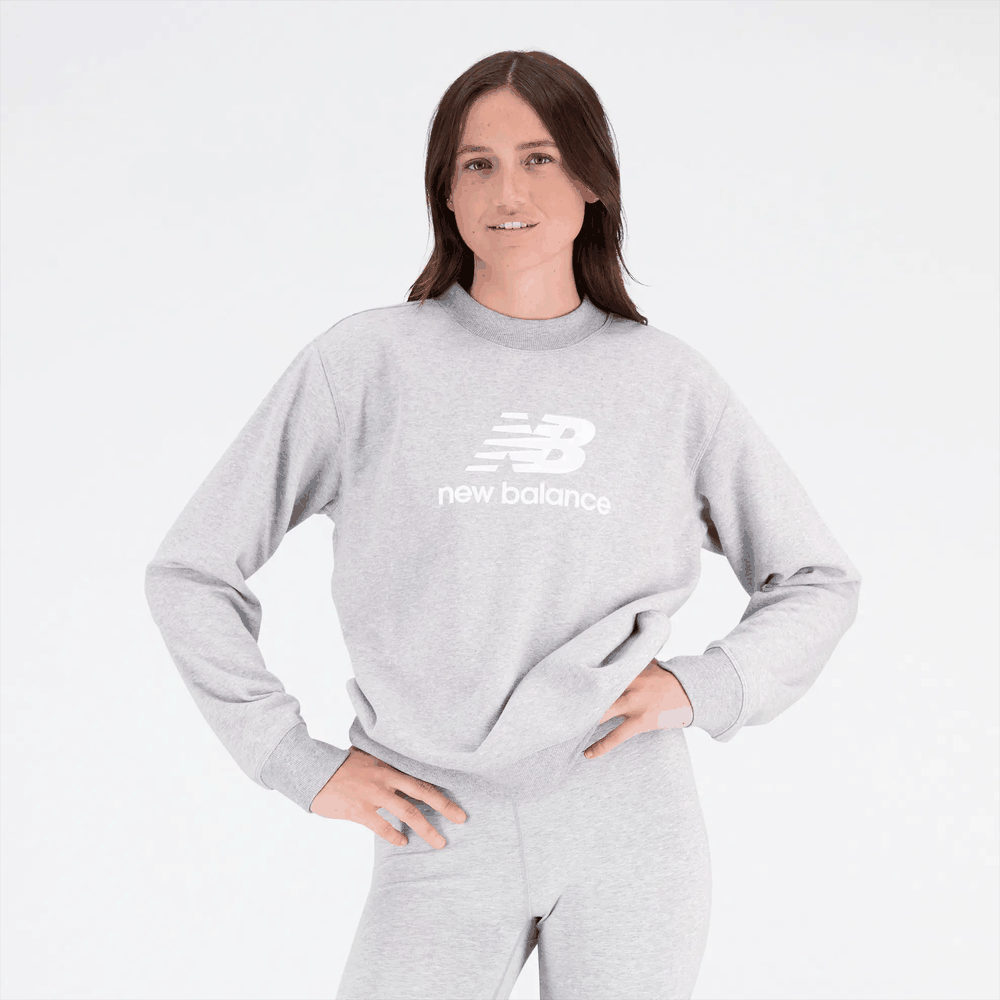 Кофта/футболка New Balance WT31532AG - Серая